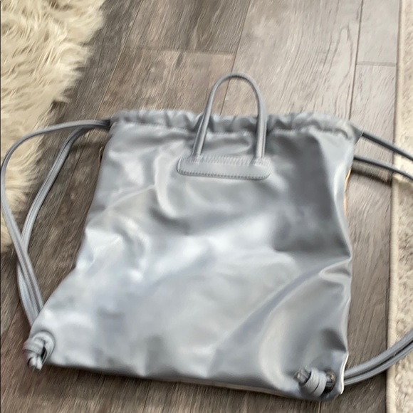 Back pack - Picture 4 of 4